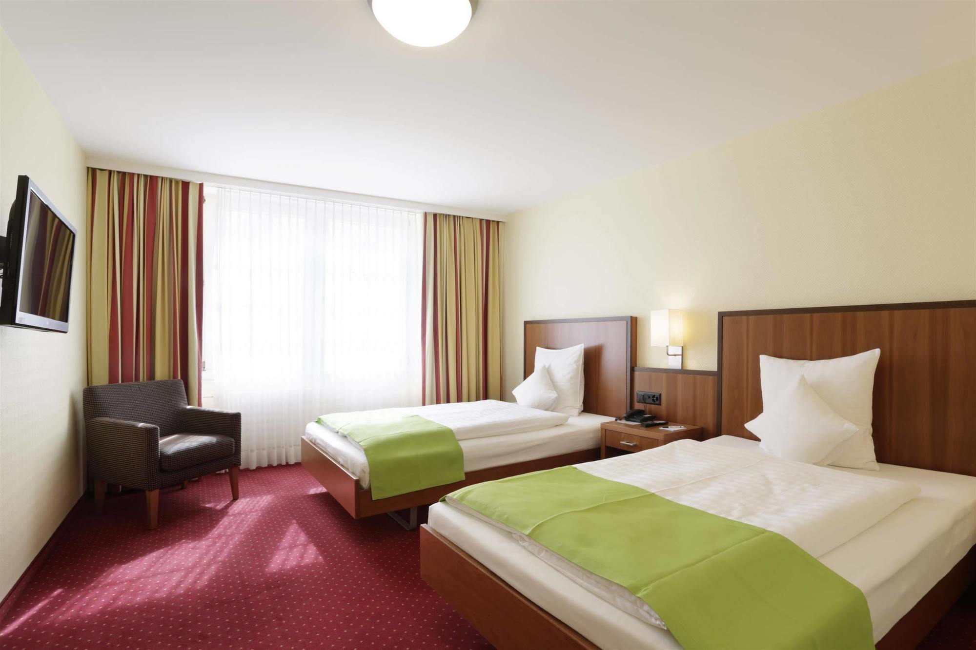 Best Western Plus Hotel Bahnhof Schaffhausen Eksteriør billede